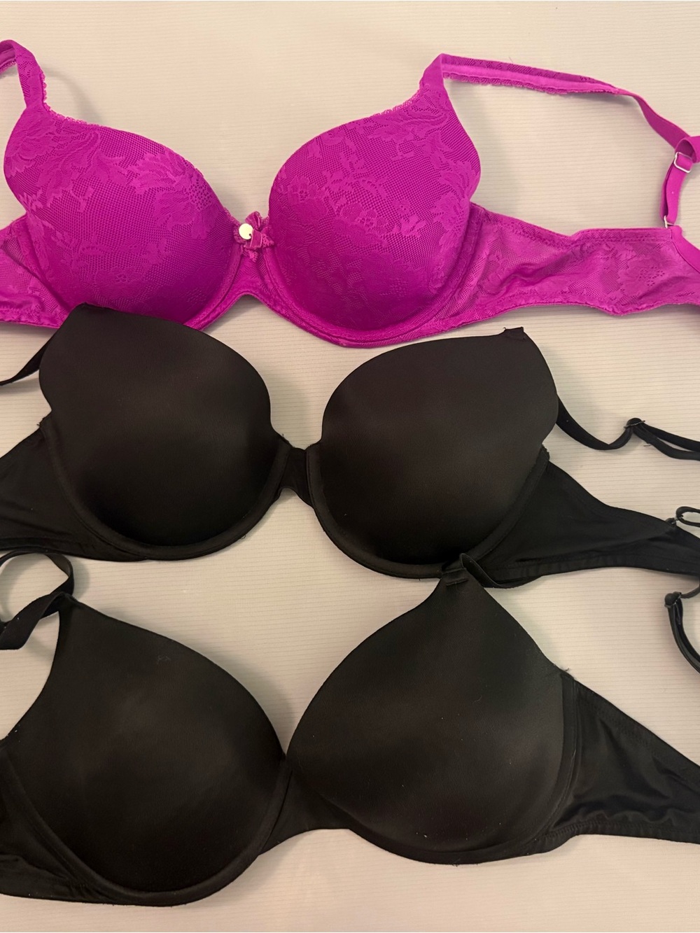 Victoria's Secret Lace Push-Up Bra Set - Fuchsia and Black